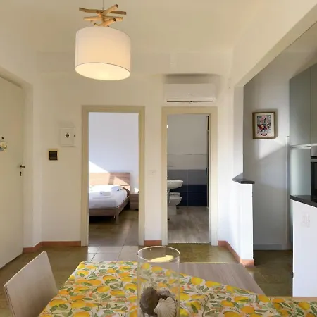Casa Grecale - Delizioso A 300 M Dal Mare Con Giardino Privato E Posto Auto Privato Appartement *